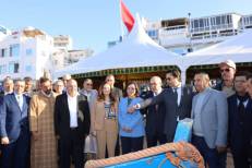 Village de pêcheurs de Taghazout: Distribution de 415 moteurs pour les barques artisanales de Souss-Massa et Guelmim-Oued Noun