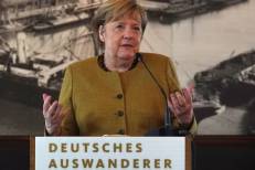 Angela Merkel qualifie « d’erreur » l’adoption d’un texte sur la migration avec le soutien de l’extrême droite