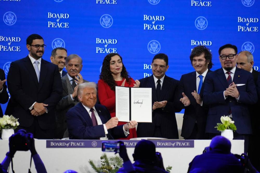 Conseil de la paix : Sur instructions Royales, Bourita signe la charte constitutive à Davos