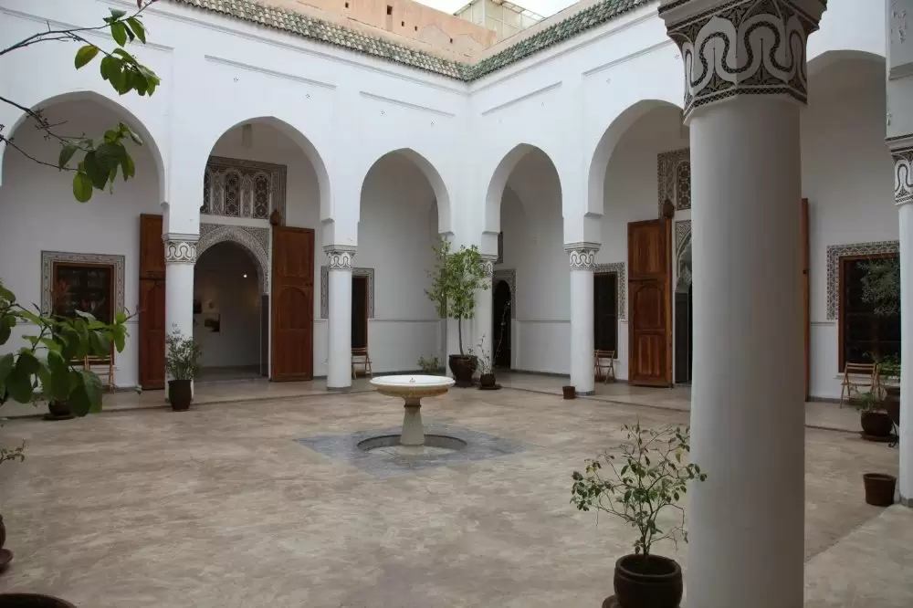 Archéologies à Dar Bellarj : l’art de sonder les mémoires urbaines