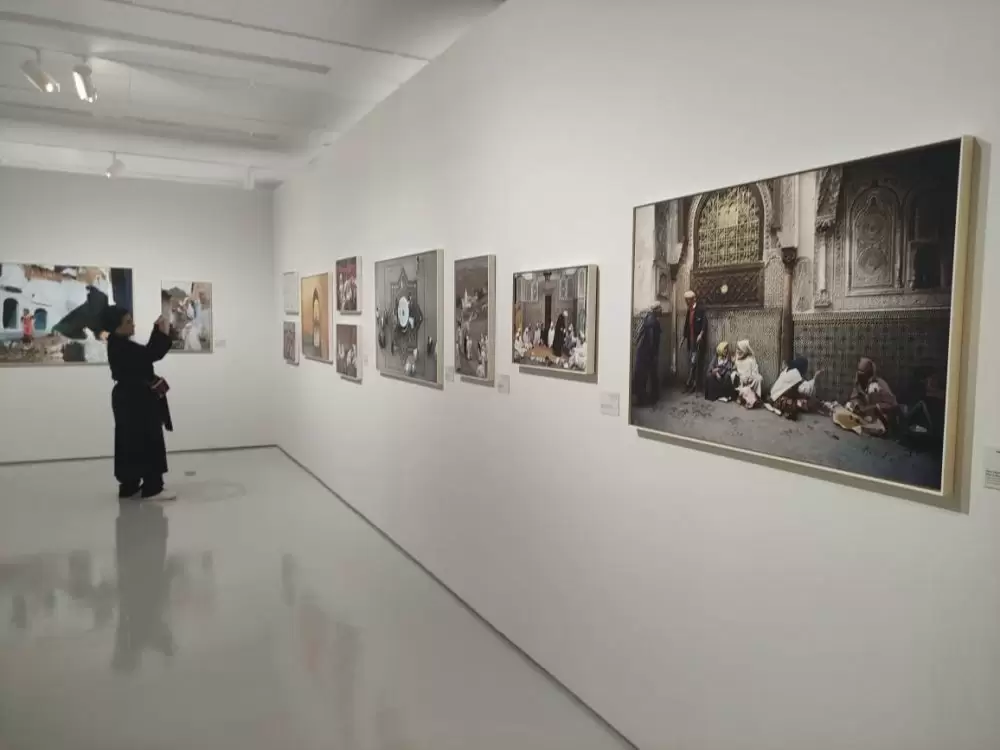 L'exposition «Marc Riboud & Bruno Barbey : Regards croisés» s'achève sur la présentation d'un catalogue de référence