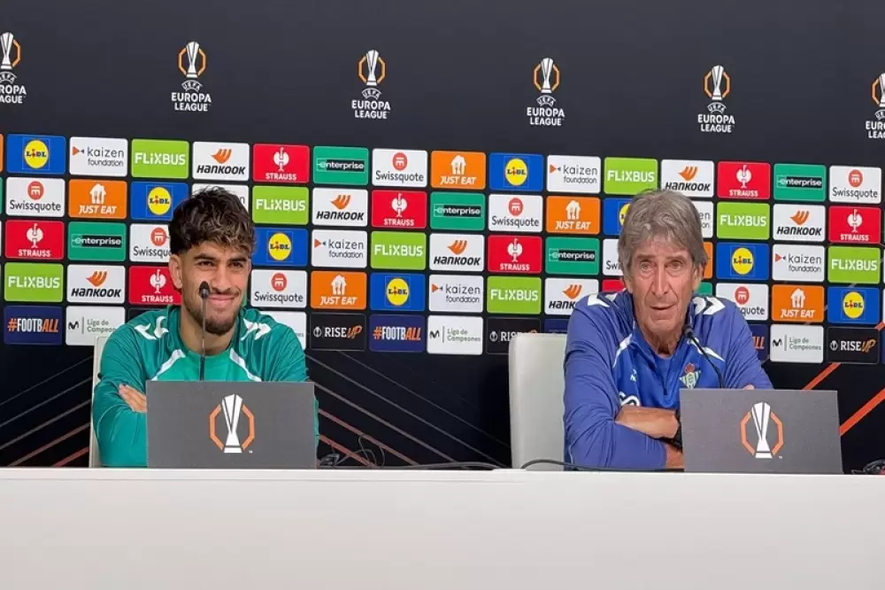 Betis : Manuel Pellegrini s'exprime sur le retour d'Ezzalzouli et critique la réaction du Sénégal