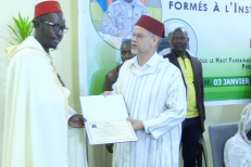 Mali: formés au Maroc, 100 imams reçoivent leurs diplômes à Bamako