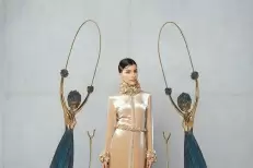 Le Musée National de la Parure des Oudayas accueille l’exposition “Dalí Diali – L’étoffe du rêve”