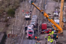 Espagne : reprise du trafic des trains de banlieue en Catalogne après l’accident mortel
