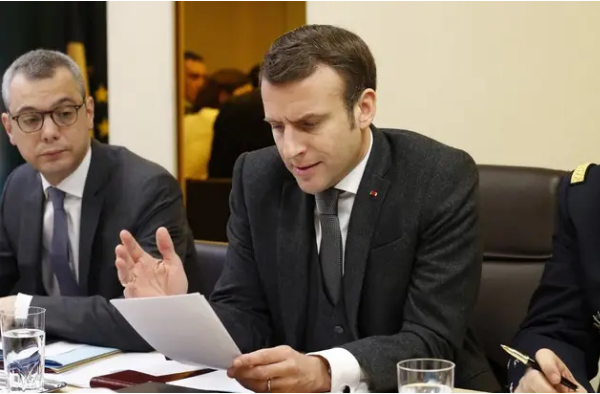 Conseiller spécial, communication... Emmanuel Macron renouvelle en partie son équipe à l'Elysée