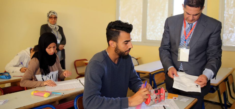 Baccalauréat: Amzazi visite des centres d’examen de Casablanca-Settat