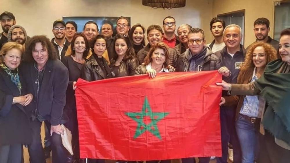 Fête du Trône: un collectif d’associations appelle les citoyens à accrocher un drapeau à leur fenêtre
