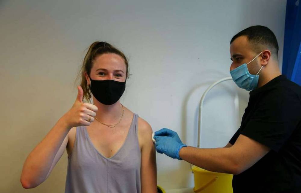 Coronavirus : L'Agence européenne du médicament approuve le vaccin Moderna pour les 12-17 ans