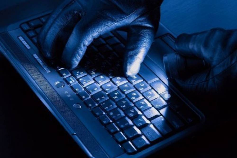 Macron espionné avec le logiciel DarkMatter des Emirats Arabes Unis ? (média espagnol)