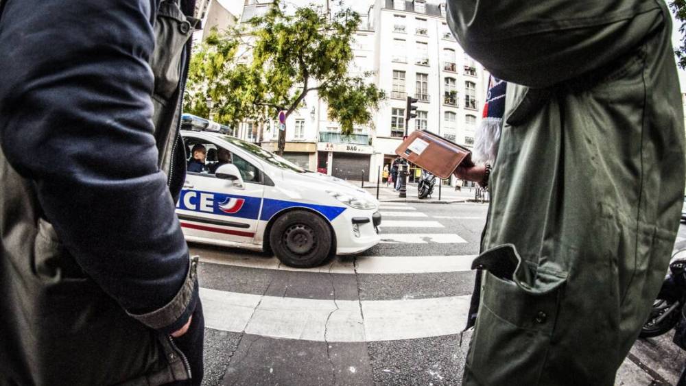 Contrôles au faciès: des ONG portent plainte contre l’État français