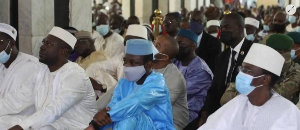 Mali. Le président de transition échappe à une « tentative d’assassinat » durant la prière de l’Aïd