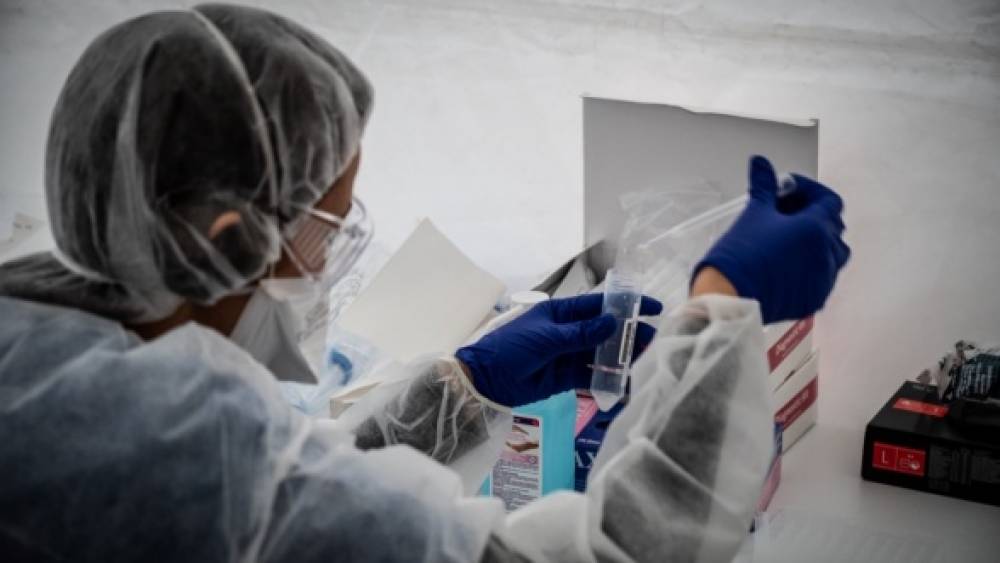 Covid-19: les tests salivaires retirés des pharmacies, 10 jours après leur mise en vente