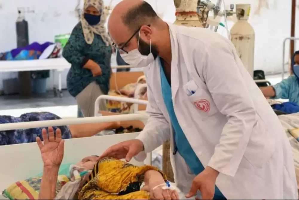 Tunisie/Covid: Le Maroc et l'Algérie apportent leur aide, mais les motivations diffèrent