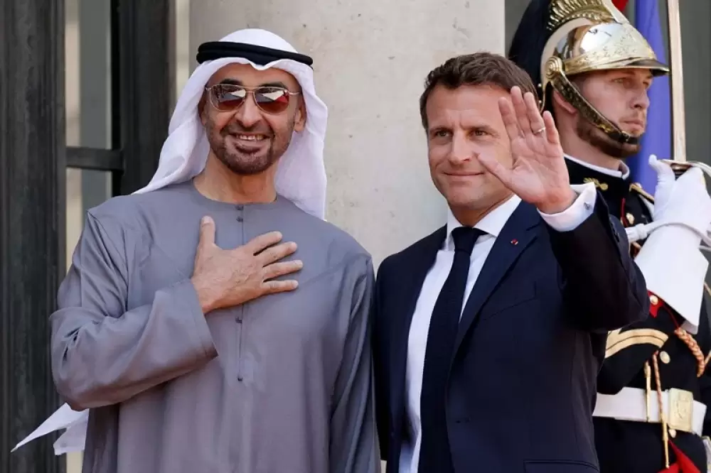 Macron reçoit le président des Emirats pour discuter d'énergie