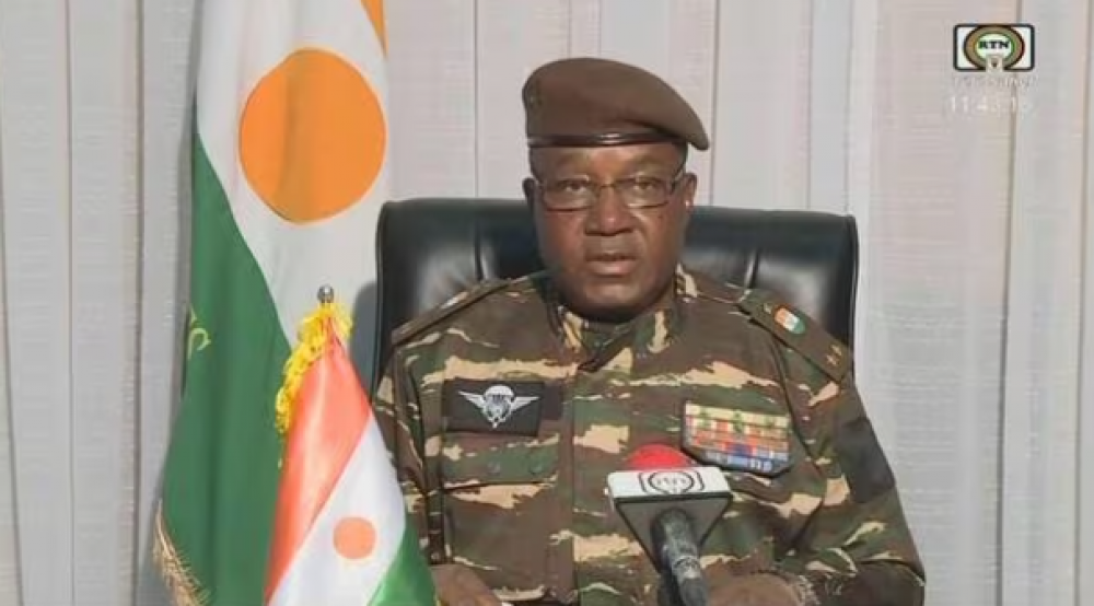 Coup d’État au Niger : la junte accuse la France de vouloir « intervenir militairement »