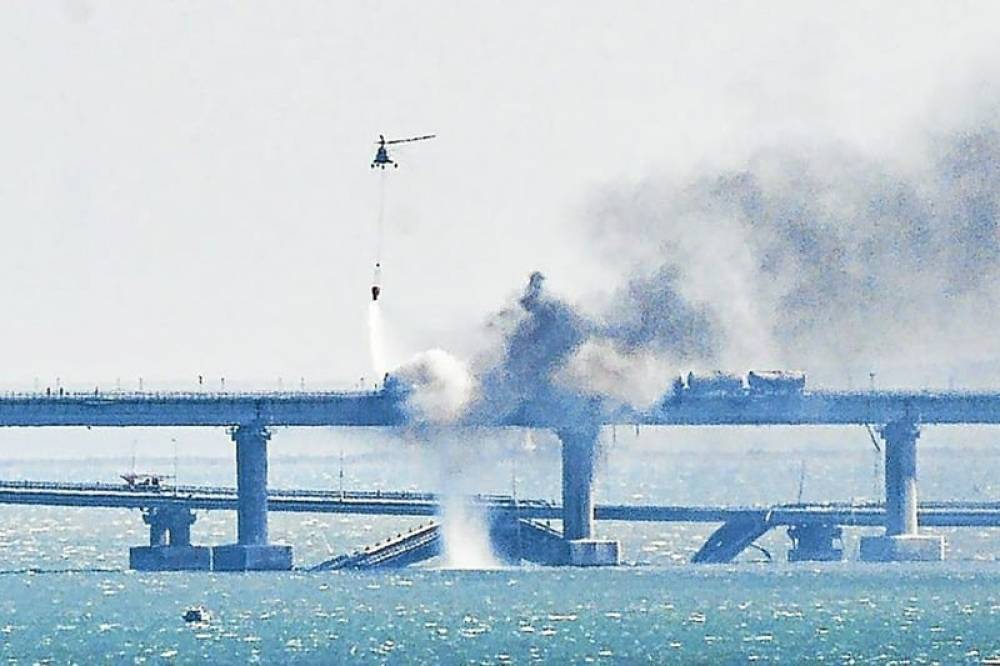 Le pont de Crimée cible d'une nouvelle attaque