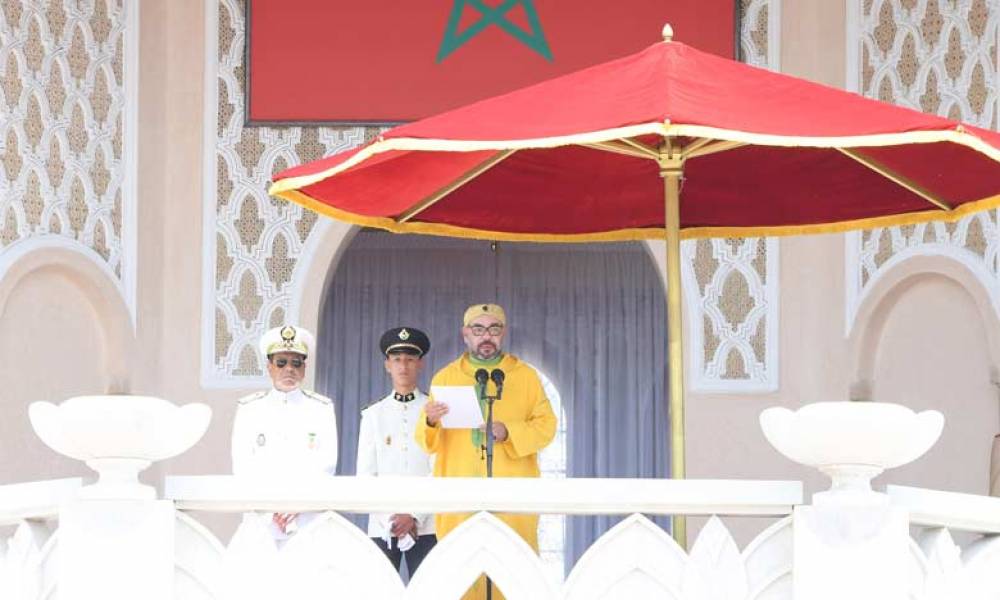 Fête du Trône : SM le Roi préside à Tétouan la cérémonie de prestation de serment des officiers lauréats des grandes écoles militaires et paramilitaires