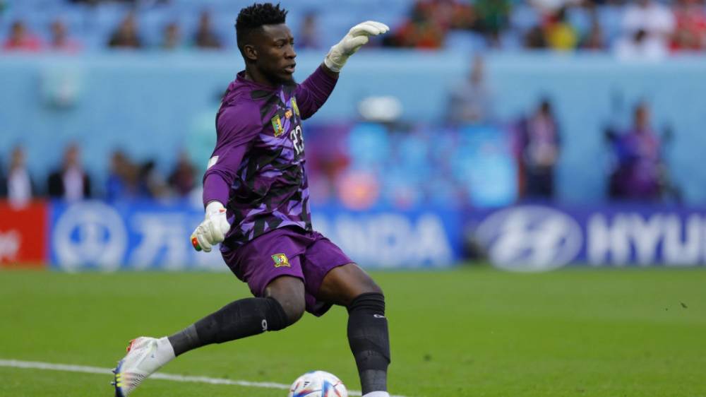 Manchester United officialise l'arrivée du gardien Andre Onana