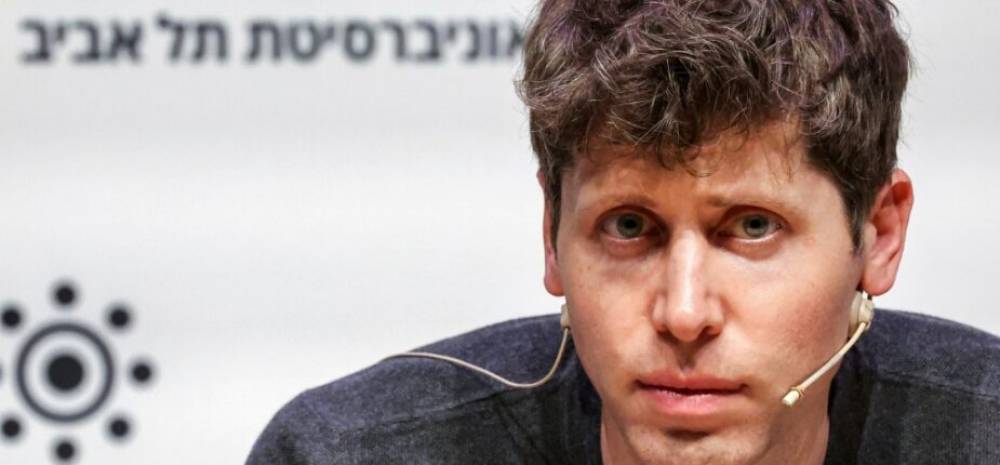 Sam Altman, le patron d’OpenAI, lance sa cryptomonnaie Worldcoin