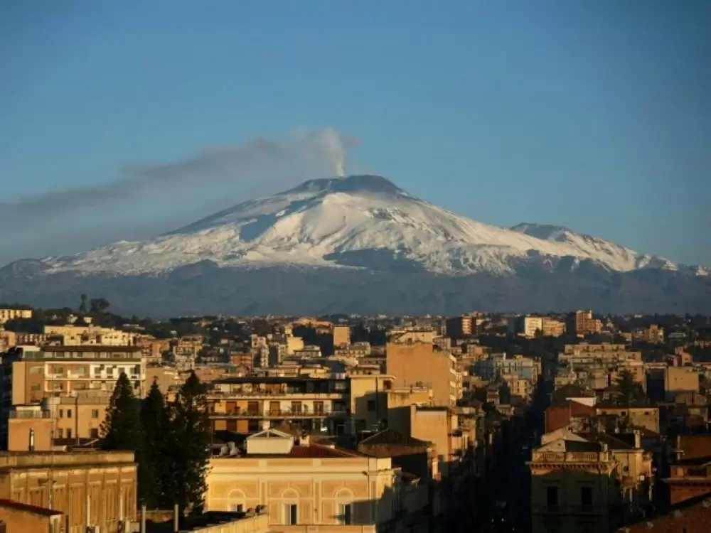 Italie : fermeture de l'aéroport de Catane suite à une éruption de l'Etna