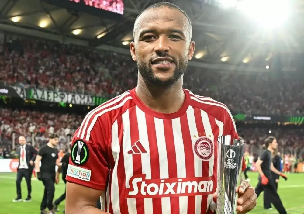 Ayoub El Kaabi prolonge son contrat avec l'Olympiakos