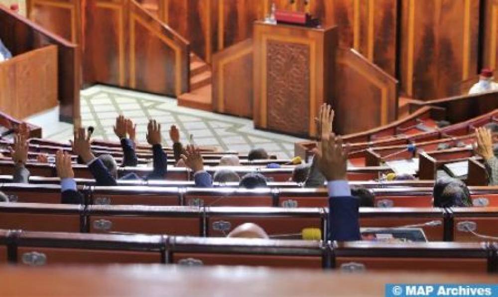 La Chambre des Représentants approuve à l'unanimité un projet de loi relatif au statut de la fonction publique