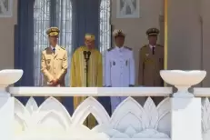 FT : le Roi préside la cérémonie de prestation de serment des Officiers