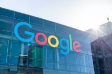 Google expérimente "Web Guide" pour une recherche web mieux organisée grâce à l’IA