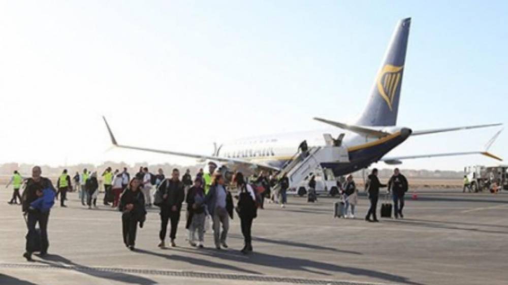 Grève du contrôle aérien: Ryanair contrainte d'annuler 170 vols