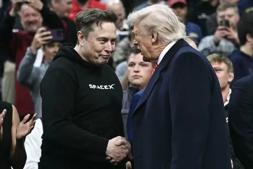Elon Musk promet de créer un nouveau parti politique