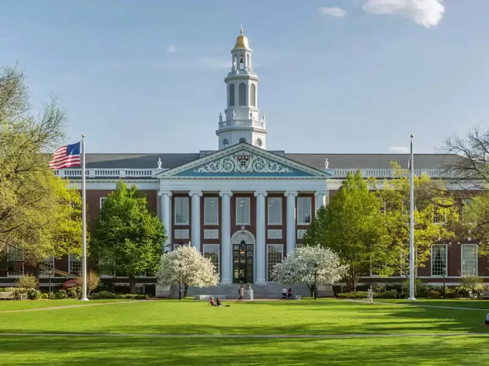 États-Unis : Enquête sur les visas étudiants à l’université Harvard