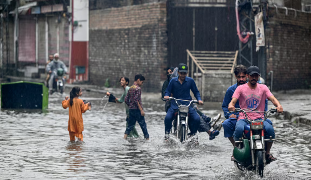Pakistan: 221 morts dans des pluies torrentielles depuis le début d’une saison «inhabituelle» des moussons fin juin