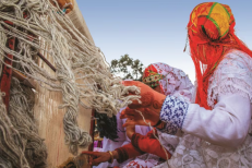 Associated Press braque ses projecteurs sur les tapis d’Aït Ouaouzguit à Taznakht