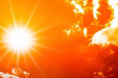 Canicule: Deux décès en France après des malaises liés à la chaleur (ministre)