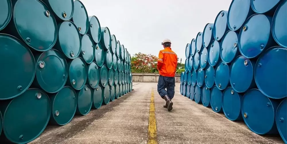 Les prix du pétrole se stabilisent, incertitudes sur la demande mondiale