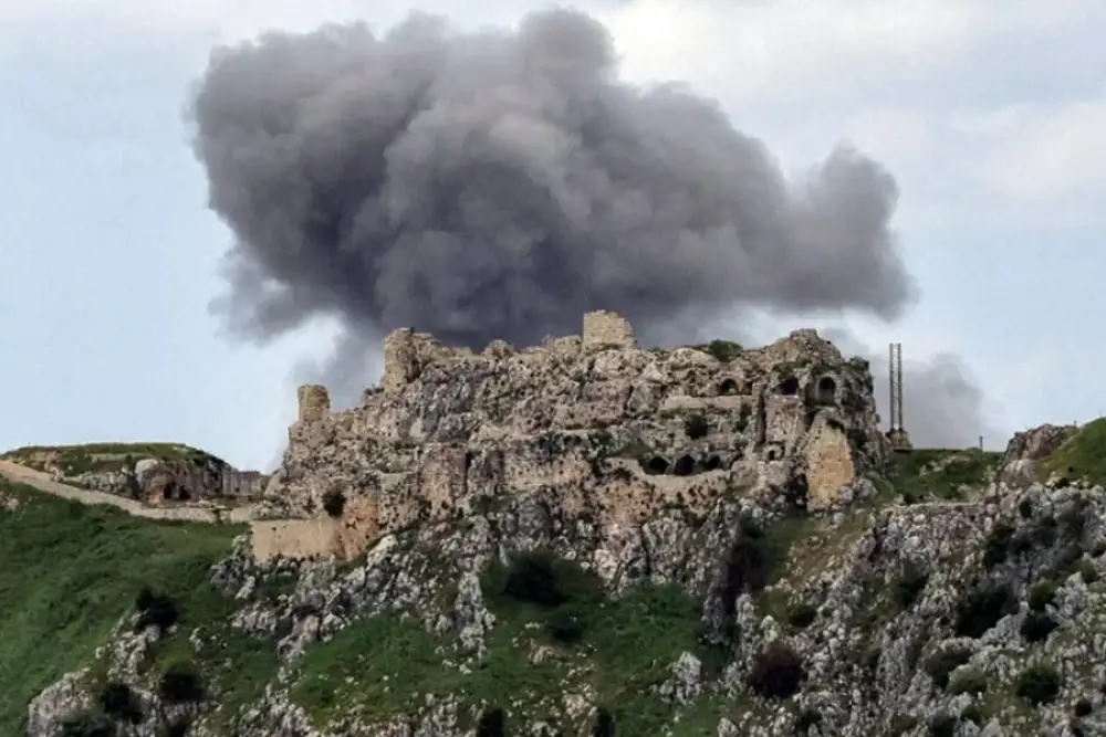Liban: l'armée israélienne procède à des explosions massives