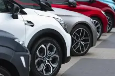 Automobile : les ventes bondissent de 17,6% à fin juin 2026, l'électrification atteint 16,8% du marché