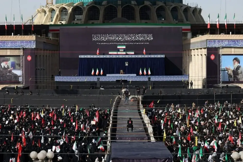 Iran : troisième jour d'hommage national à Ali Khamenei