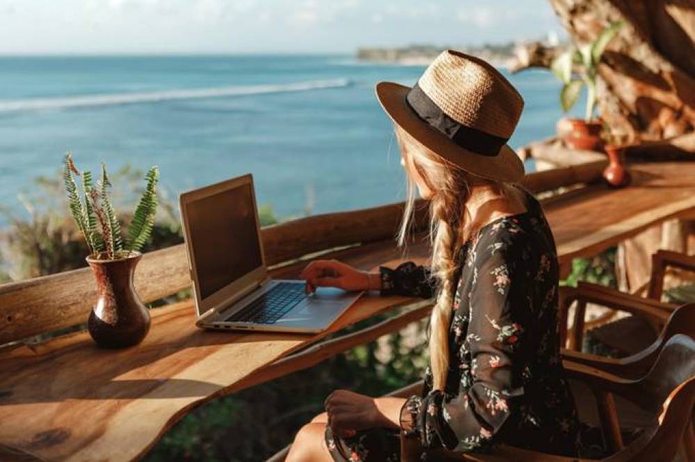 Le nomadisme digital au Maroc : Un nouveau paradigme entre travail et tourisme