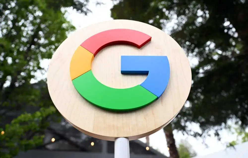 L’Union Européenne exige que Google partage ses données de recherche et ouvre Android aux IA rivales