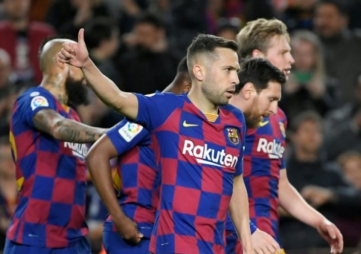 Covid-19: 5 joueurs du Barça testés positifs