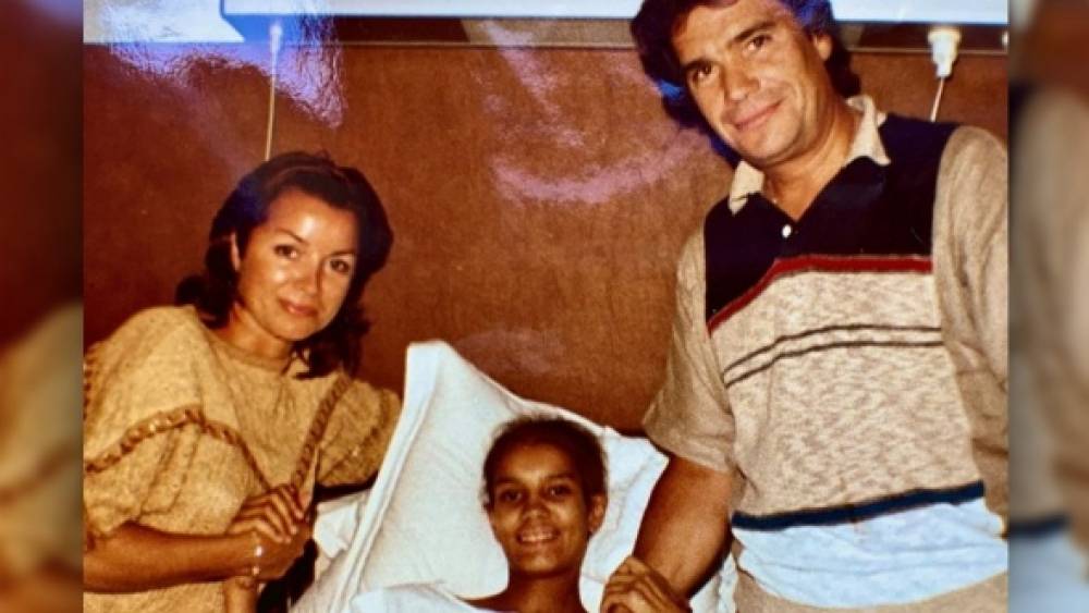L’histoire de famille entre Bernard Tapie et Zora, jeune Marocaine de 15 ans atteinte d’un cancer