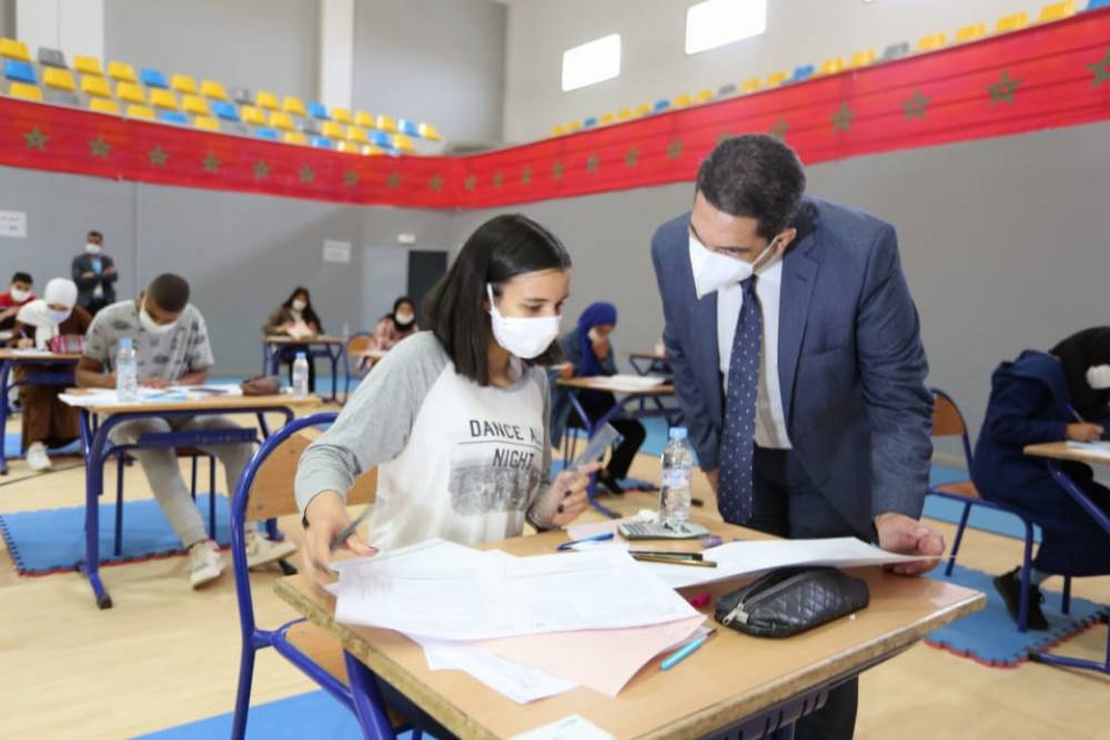 Baccalauréat : Amzazi et El Ferdaous supervisent le déroulement du 1er jour des examens