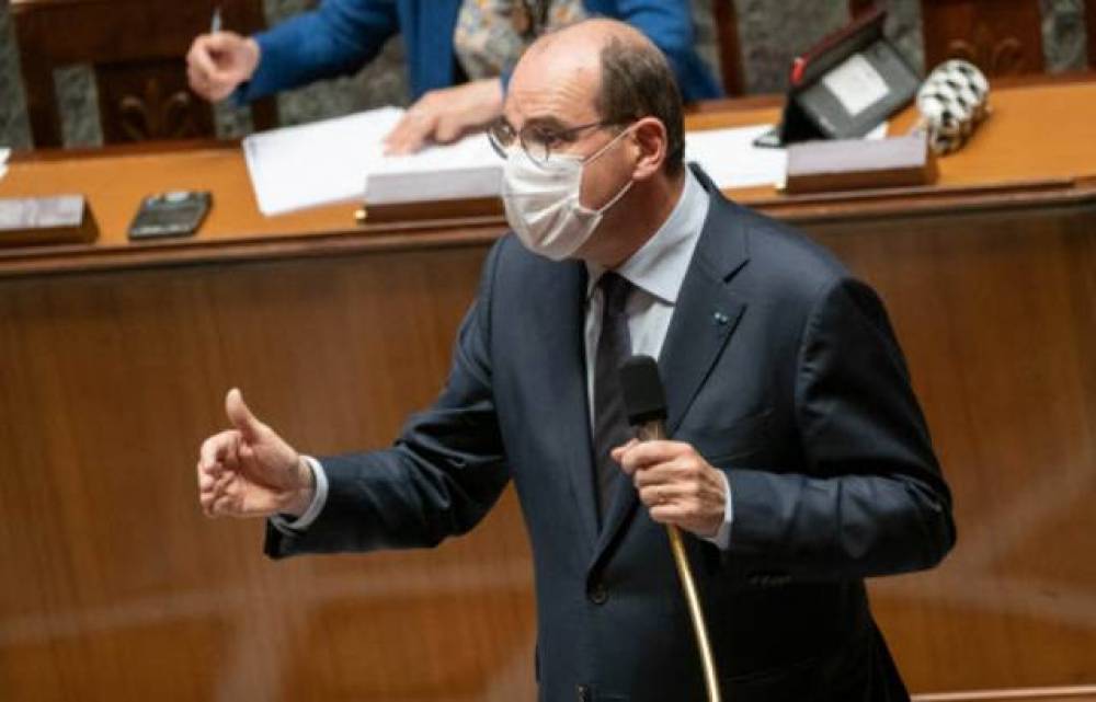 Coronavirus : Levée du port du masque en extérieur dès jeudi et du couvre-feu à 23h dès dimanche, annonce Castex