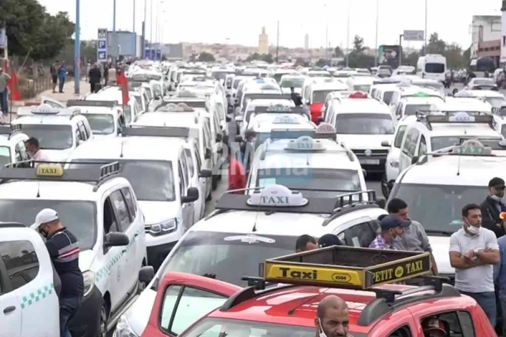 Le spectre de la grève menace le secteur des taxis et des professionnels