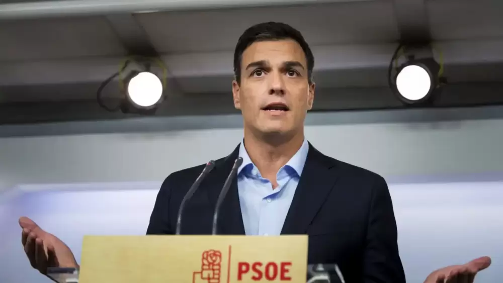 Élections en Espagne : le parti de Pedro Sanchez toujours en tête des intentions de vote