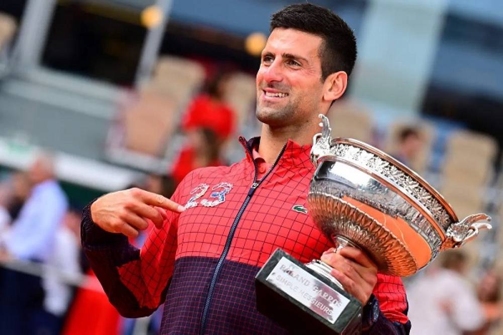 ATP : Djokovic redevient N.1 mondial, Nadal disparaît du Top 100