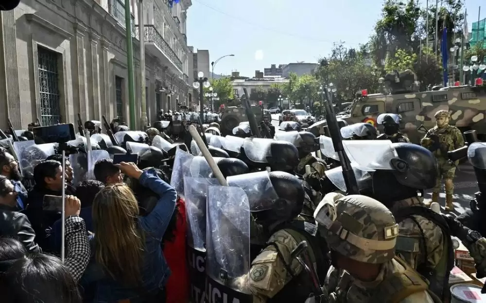 Tentative de coup d'Etat déjouée en Bolivie
