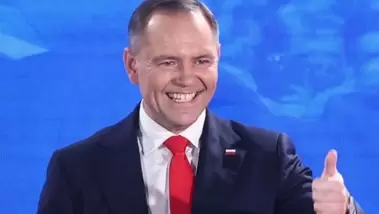 Pologne: le candidat nationaliste remporte la prés...
